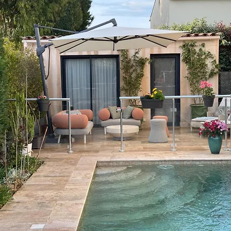 Homestay Villa Elimia Piscine Privee & Chauffee