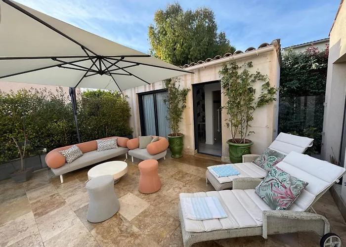 Elimia Piscine Privée&chauffée Habitación en casa particular *